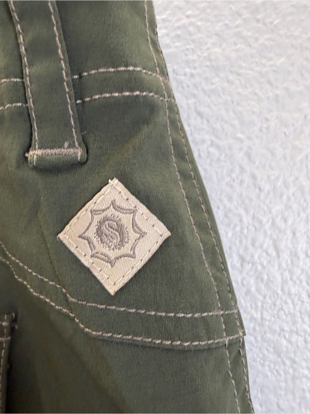 sahalie Women's High-Waist Olive Green Outdoor Shorts - Picture 7 of 10